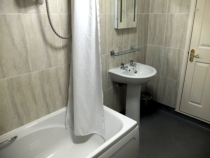 Marquis of Granby, Sleaford, Room 5 Bathroom